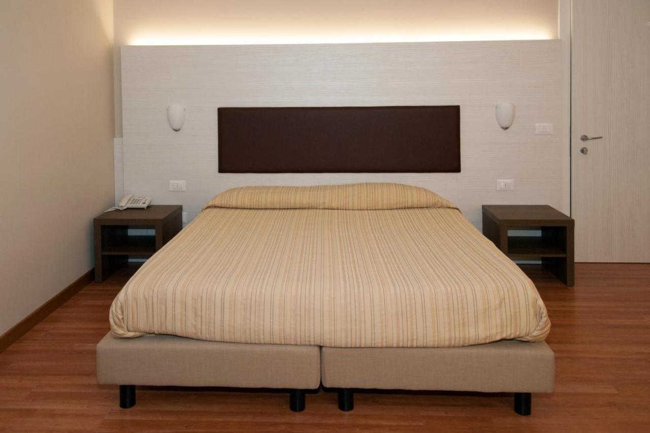 Hotel Buca Di Bacco 볼타 만토바나 외부 사진