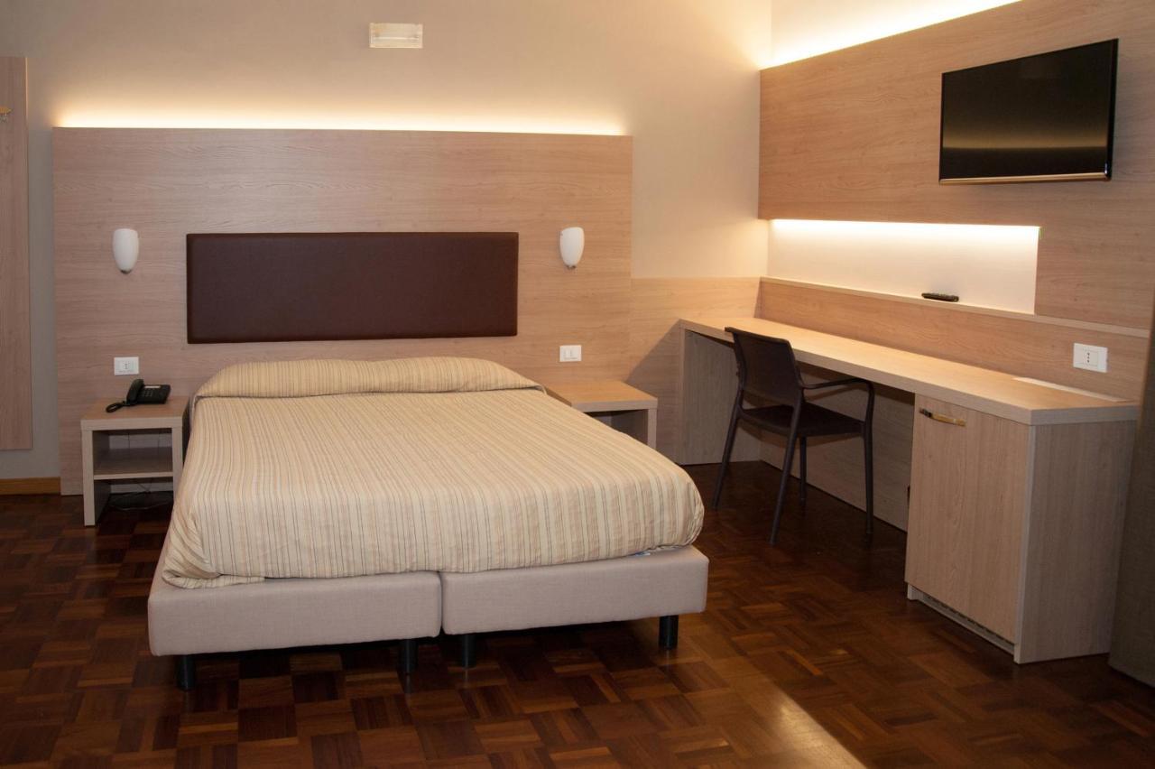 Hotel Buca Di Bacco 볼타 만토바나 외부 사진